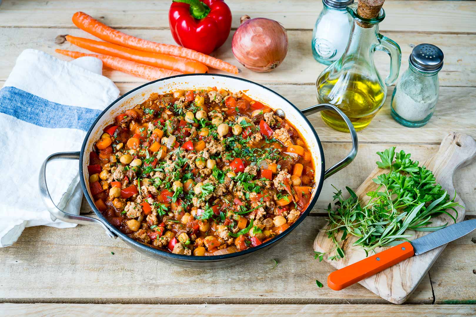 Savory Turkey + Chickpea Skillet is A Clean Eating Meal Prep Win