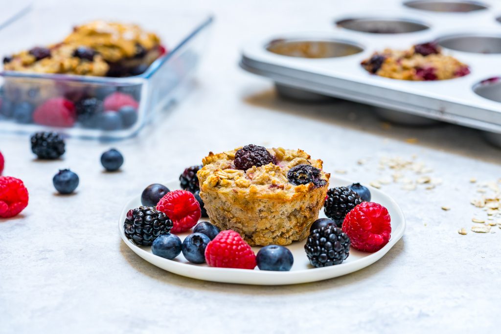 Triple Berry Oatmeal Muffins for Clean Eating Breakfast! | Clean Food Crush