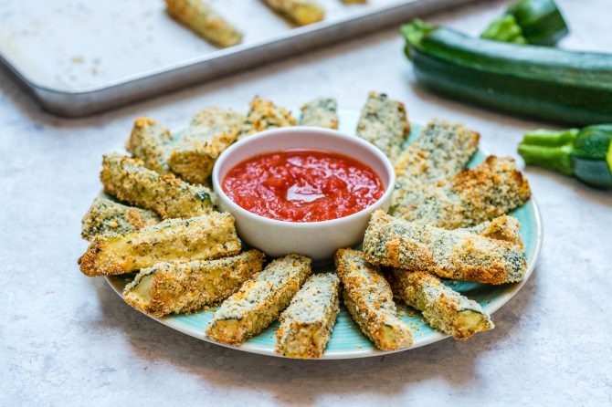 Oven Fried Zucchini Fingers are the PERFECT Clean Eating Party Food ...