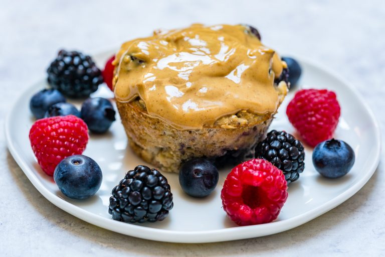 Triple Berry Oatmeal Muffins For Clean Eating Breakfast Clean Food Crush