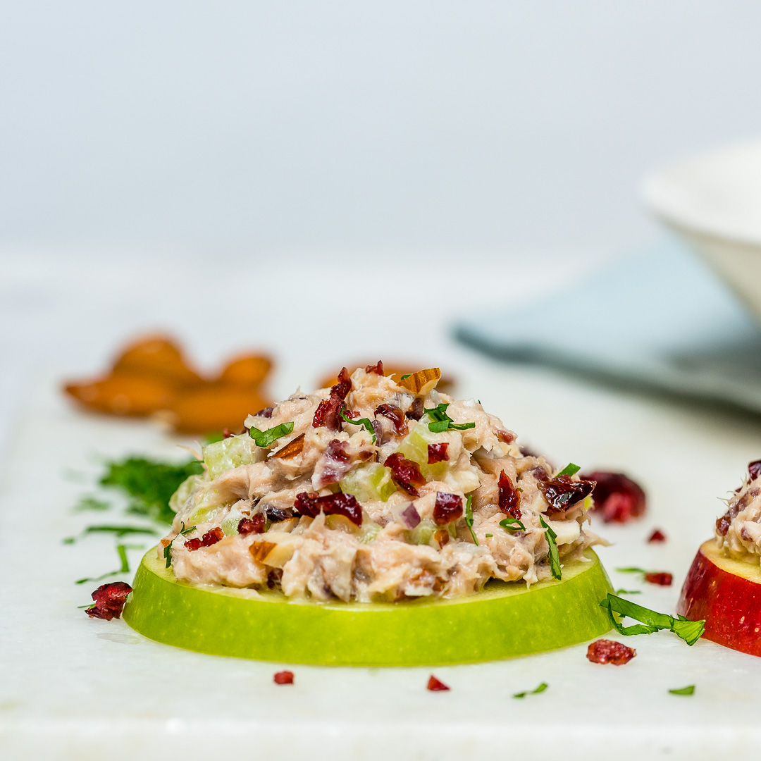 These Crunchy Tuna Apple Bites are the Perfect Clean Eating Snack