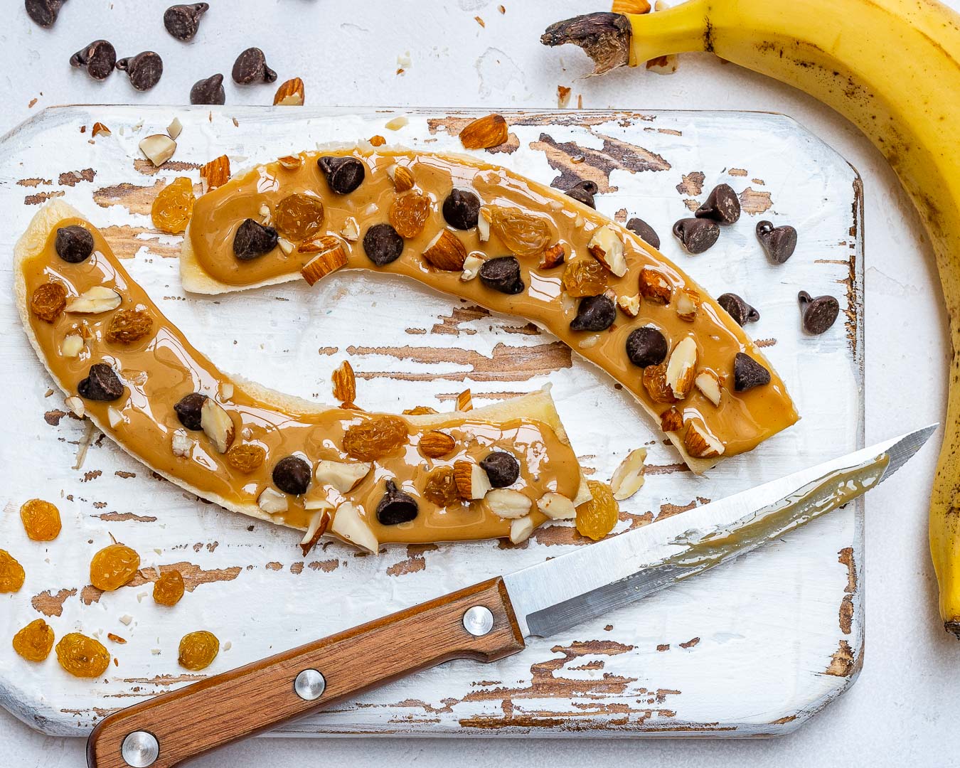 Clean Eats Almond Butter Chocolate Chip Bananas