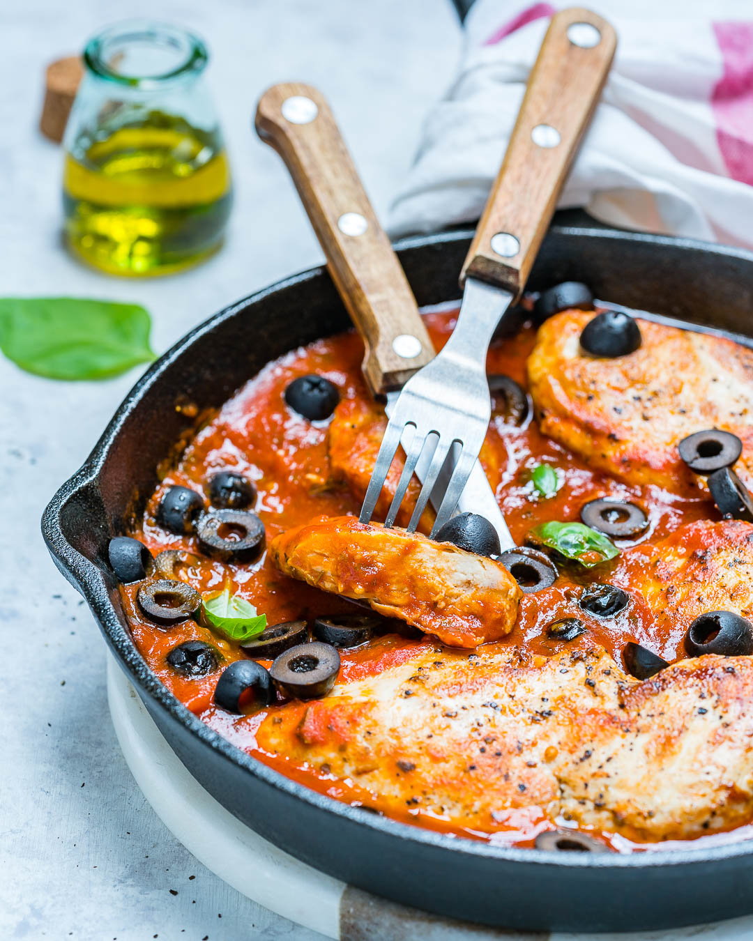 Tomato Sauce Mediterranean Chicken Recipe