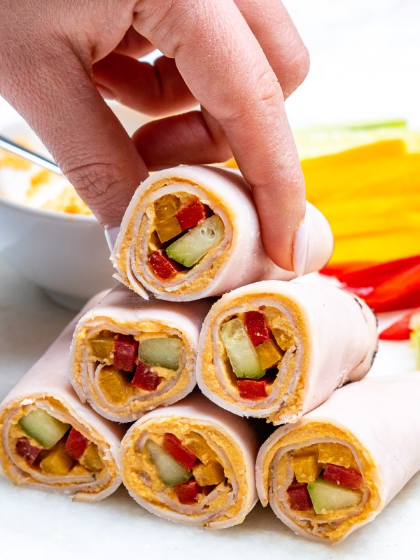 CleanFoodCrush Turkey + Veggie + Hummus Wraps