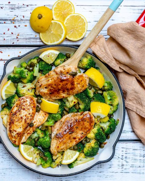 Lemony Chicken + Broccoli Skillet Meal for Clean Eating Success ...