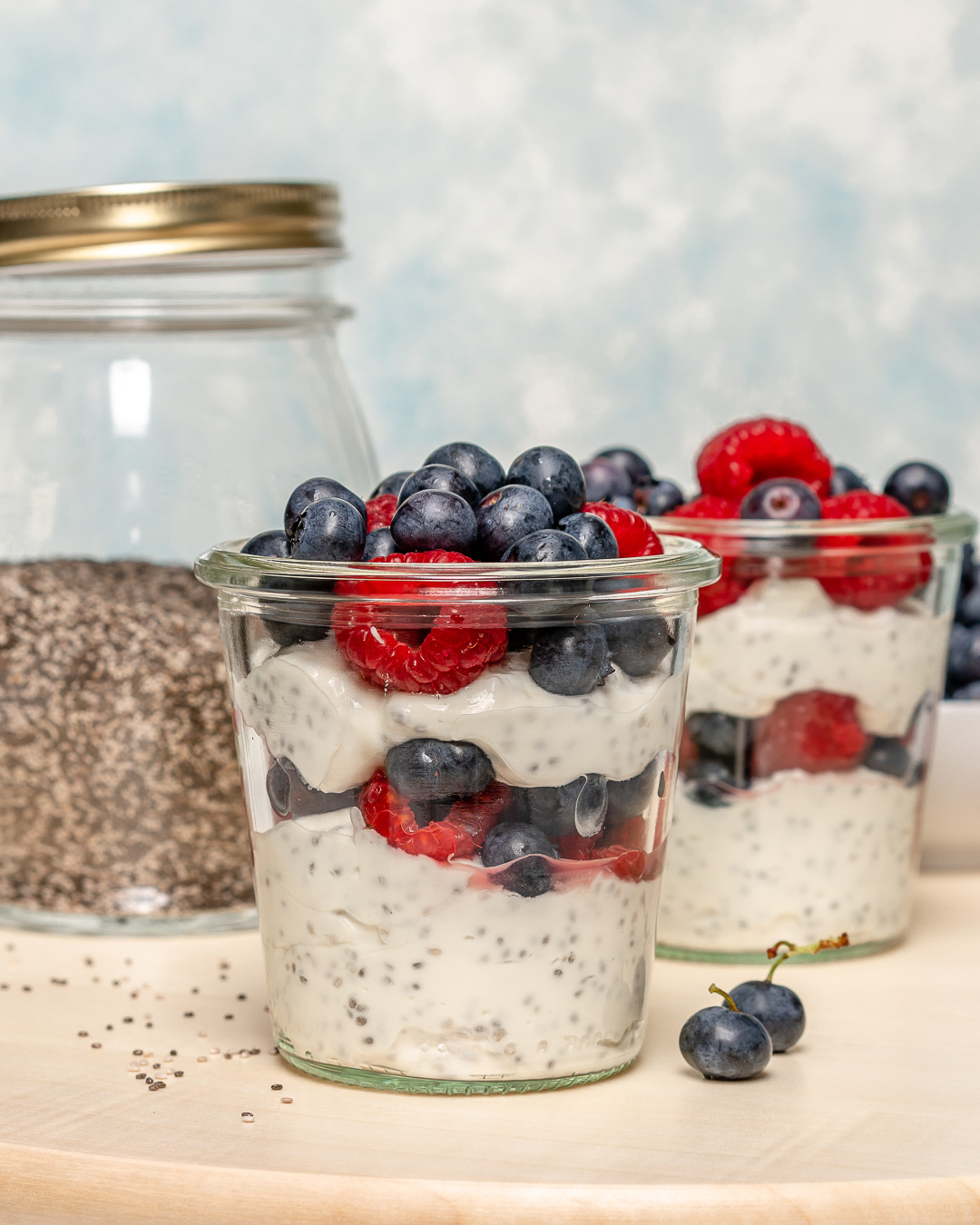 Healthy Breakfast Berry Yogurt Jars
