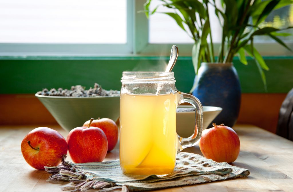 5-natural-ways-to-reduce-bloating-and-inflammation-clean-food-crush
