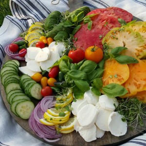 Clean Healthy Heirloom Tray