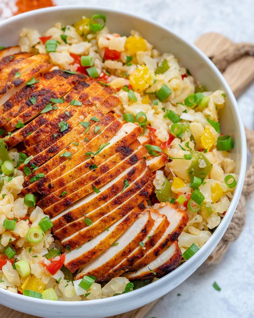 Sweet Paprika Chicken + Cauli “Rice” Bowls for Clean Eating Meal Prep
