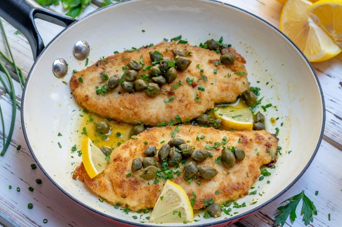 This Super Easy Chicken Piccata For Clean Eating Is Amazing! 