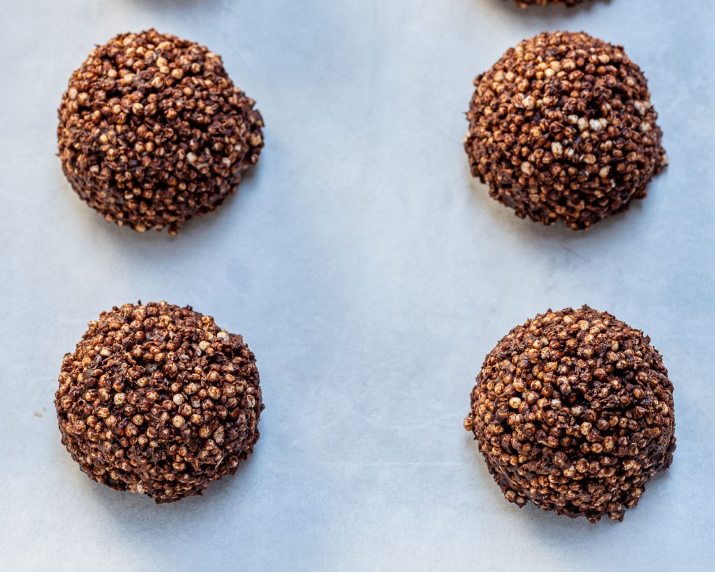 NoBake Chocolate Quinoa Crispy Treats are Clean Eating Approved
