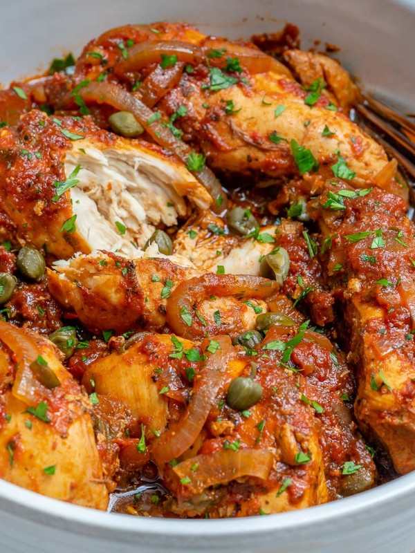 Clean Crockpot Chicken in Tomato Caper Sauce