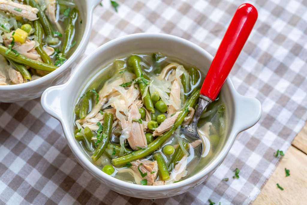 Eat This Cabbage Detox Chicken Soup To Reduce Bloat And Shed Water Weight Clean Food Crush