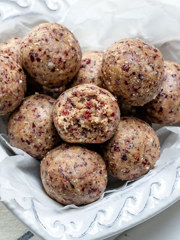 Healthy Cranberry Protein Balls