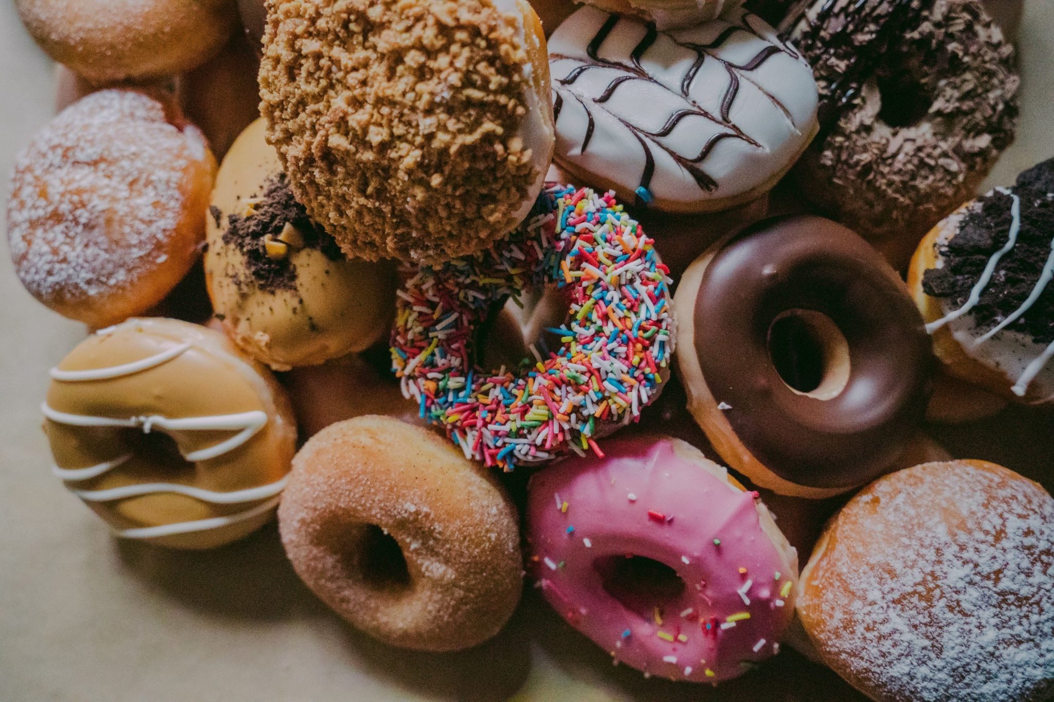 8 Ways to End Your Late Night Sugar Cravings for Good!