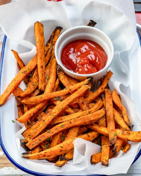 These Baked Sweet Potato Fries are Clean Eating Approved! | Clean Food ...