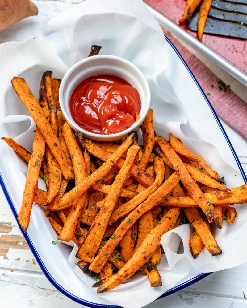 These Baked Sweet Potato Fries are Clean Eating Approved! | Clean Food ...