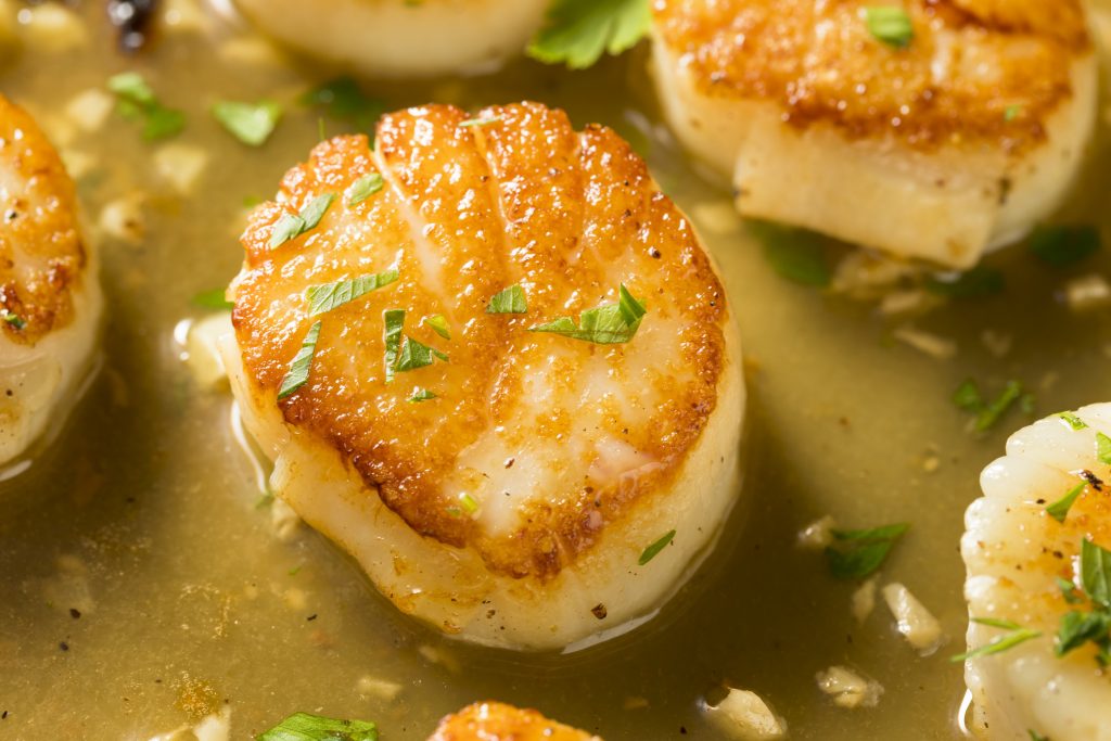 these-are-the-best-pan-seared-sea-scallops-you-ll-ever-make-clean