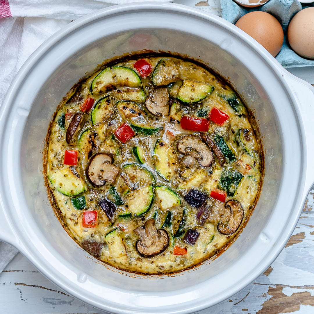 https://cleanfoodcrush.com/wp-content/uploads/2019/01/CleanFoodCrush-Crockpot-Veggie-Frittata.jpg