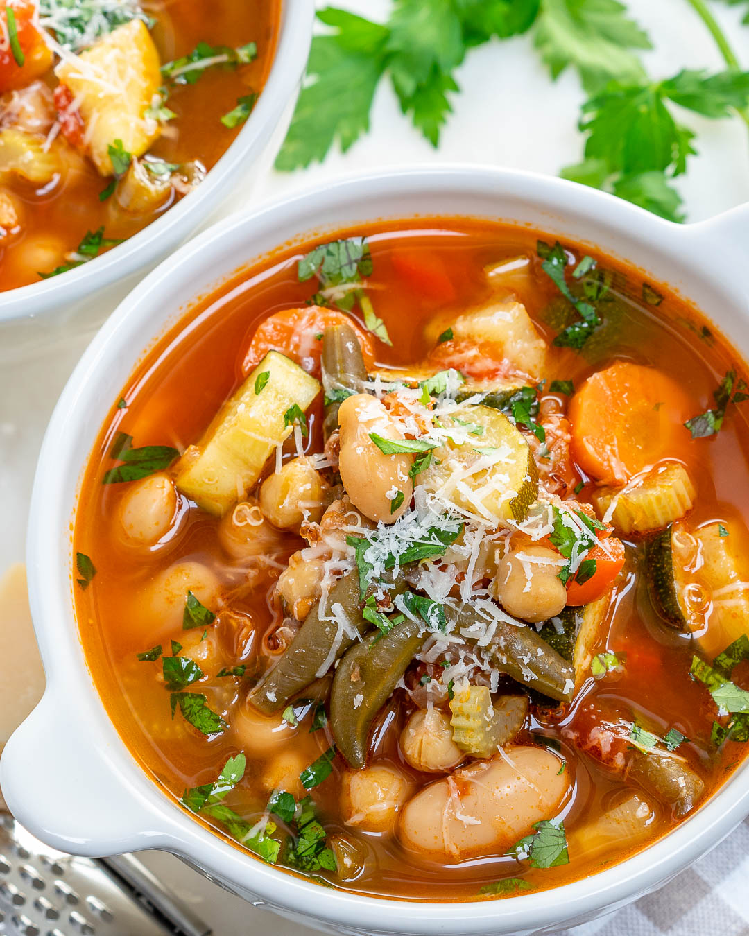 https://cleanfoodcrush.com/wp-content/uploads/2019/01/CleanFoodCrush-Harvest-Minsetrone-Soup.jpg