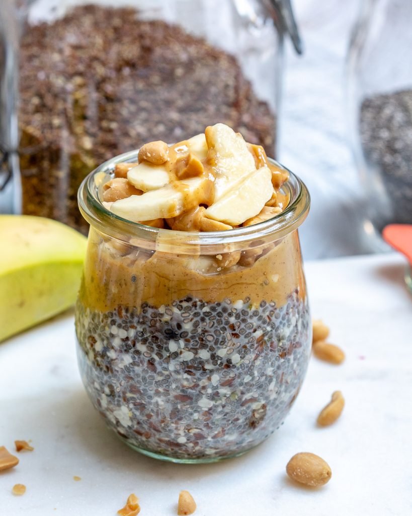 Wake up and Eat Clean with these Peanut Butter Banana Overnight No-Oats ...