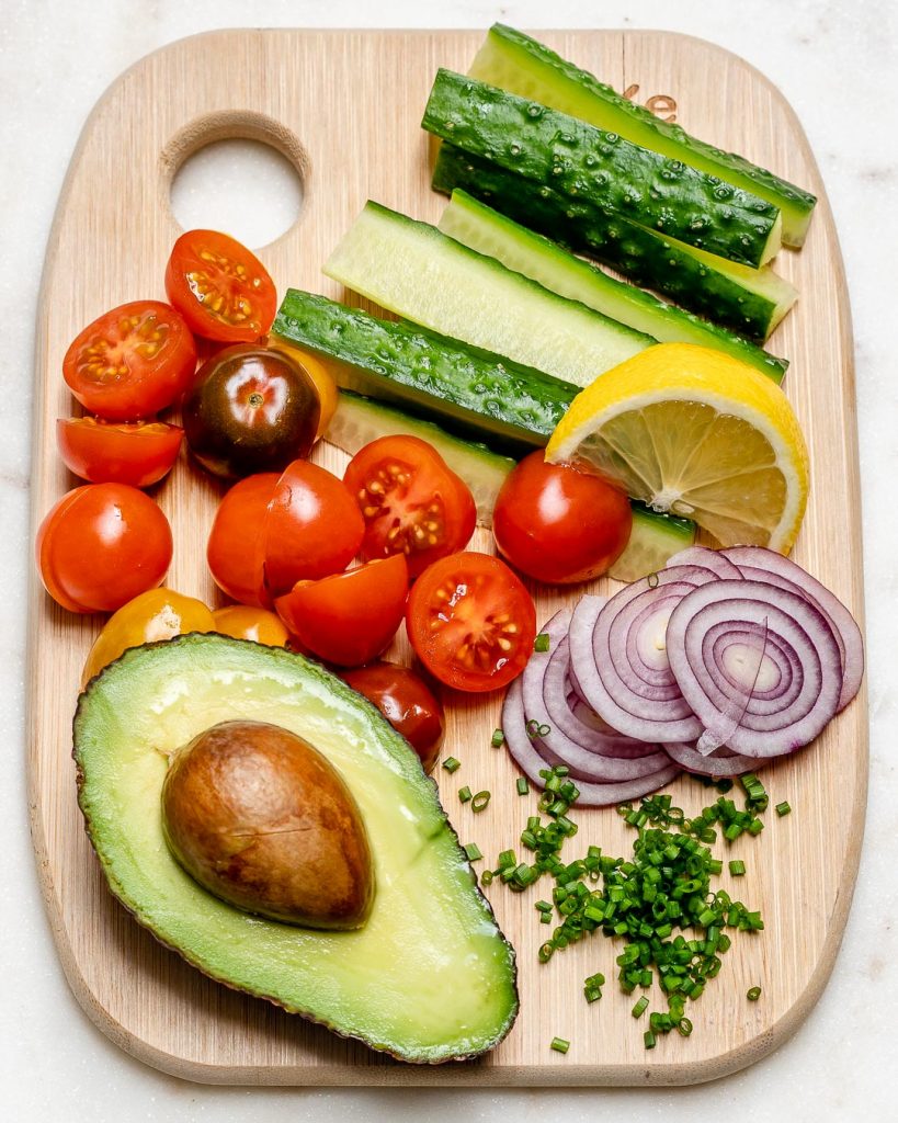 Ingredients for smoked salmon breakfast bowls.
