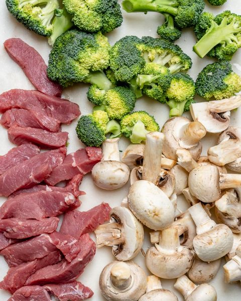 This Broccoli + Mushroom Beef Stir-fry is a Clean Eating Win! | Clean