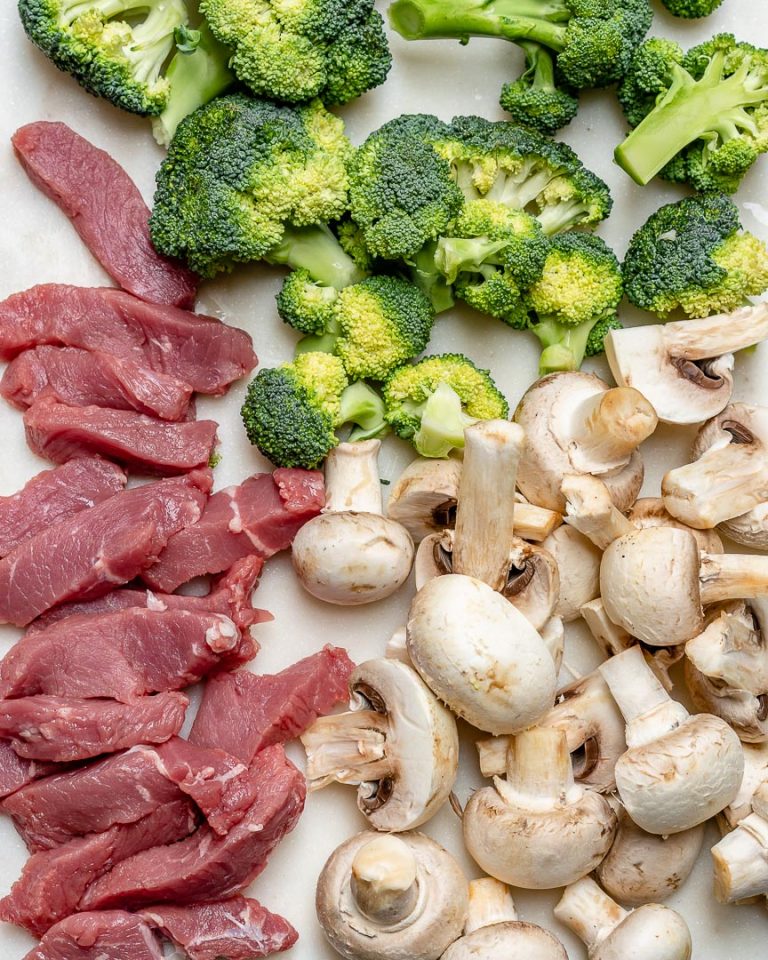 This Broccoli + Mushroom Beef Stirfry is a Clean Eating Win! Clean