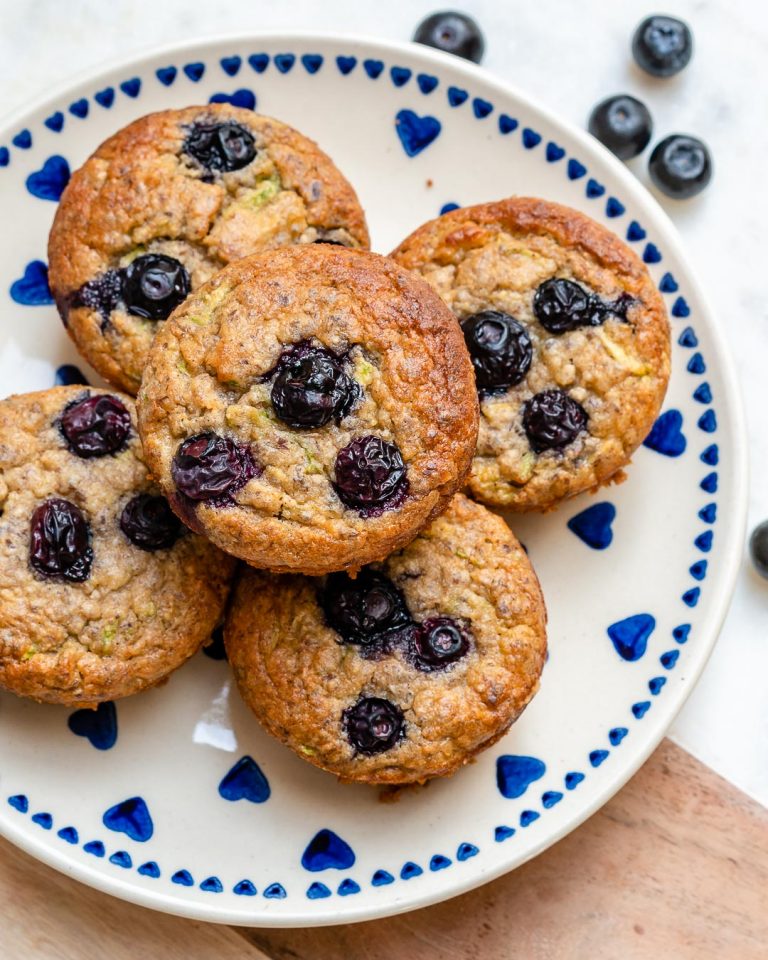 These Healthy Blueberry Zucchini Breakfast Muffins are Loaded with ...