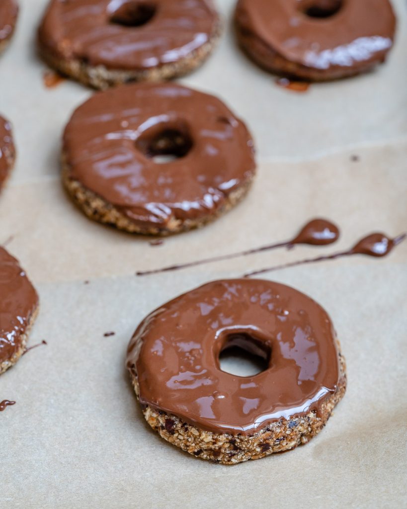 These Healthy Copycat Girl Scout Samoas are INSANELY Delicious! | Clean ...