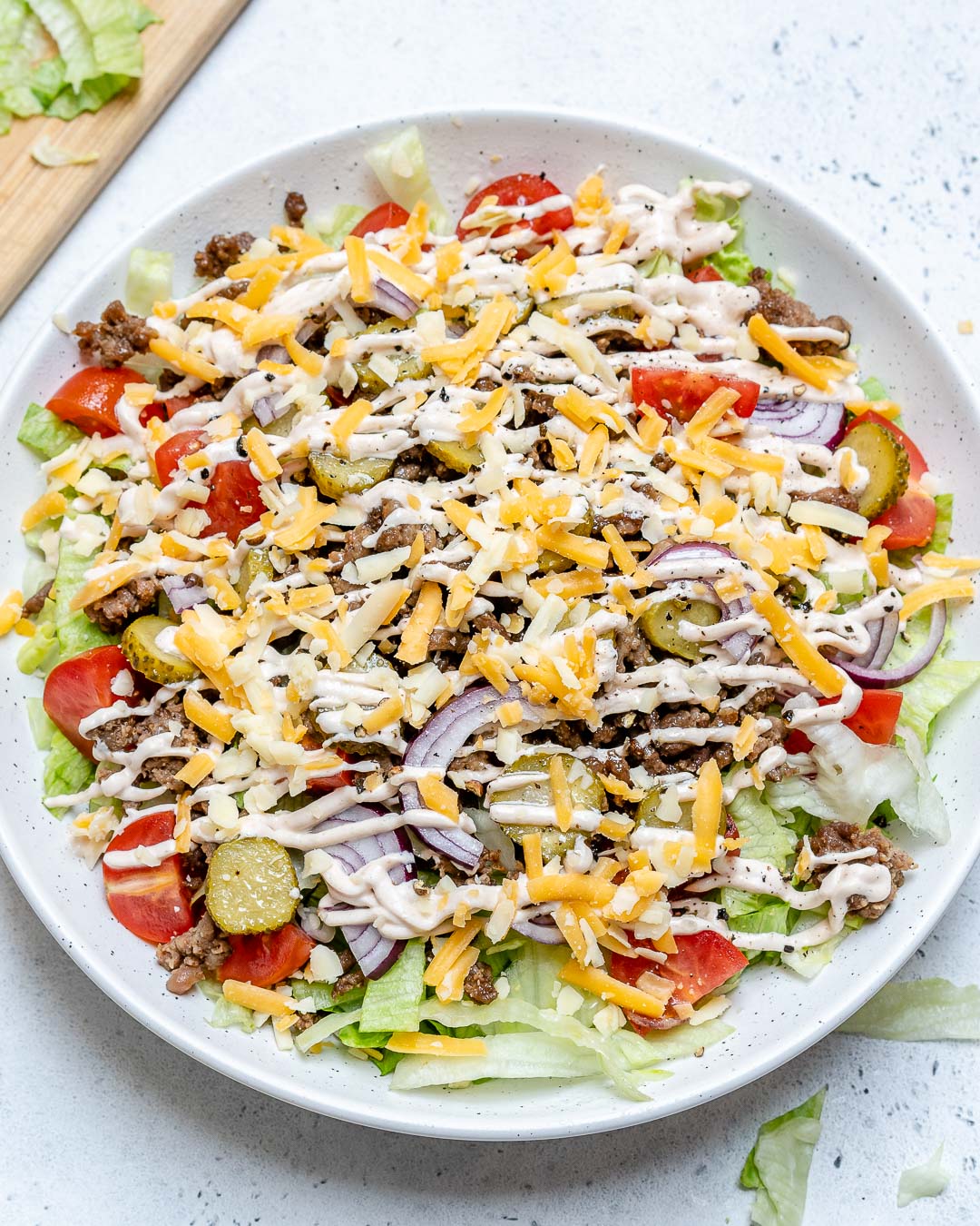 Beat Your Cravings with these Clean Eating Cheeseburger Salad