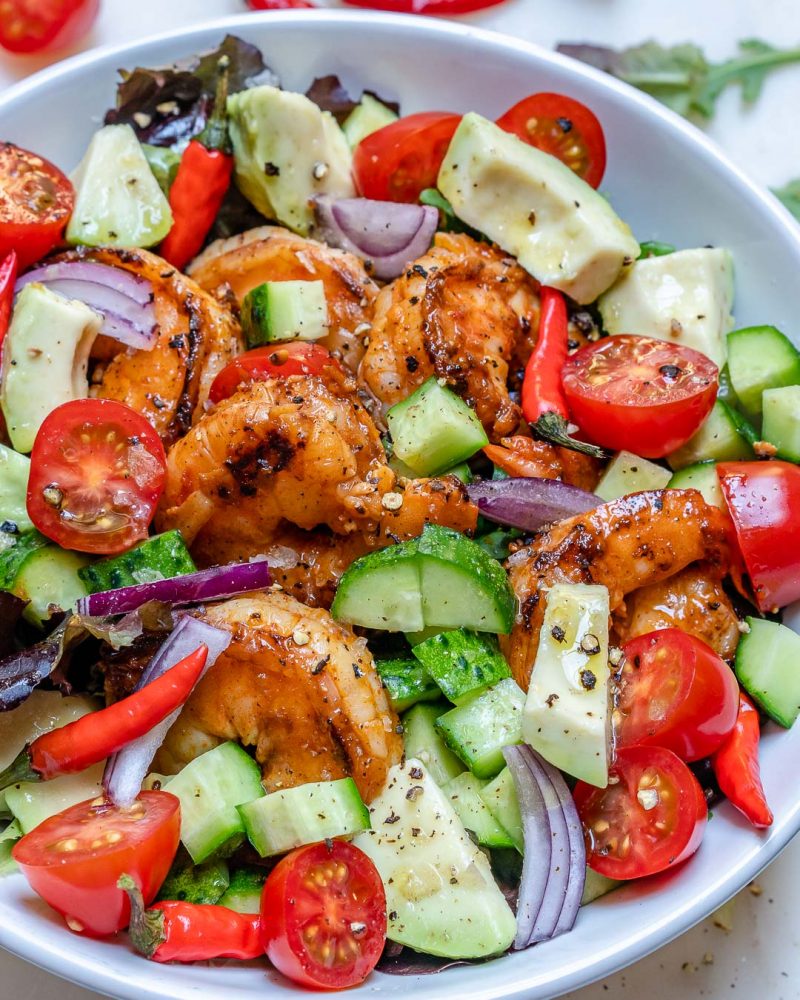 Fast and Easy Chili Lime Shrimp Salad is Ready in Minutes! Clean Food