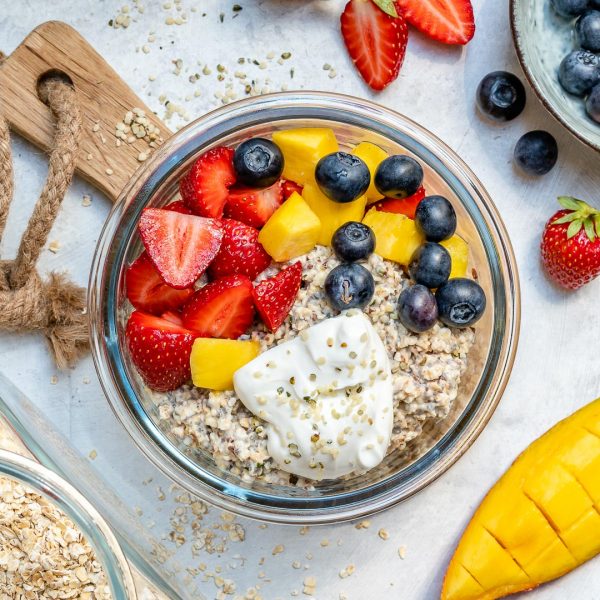 These Overnight Oat Meal Prep Bowls Make Clean Eating Mornings a Breeze ...