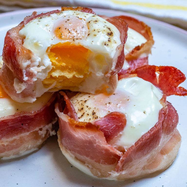 These Bacon + Egg Breakfast Cups are Meal Prep Winners! | Clean Food Crush