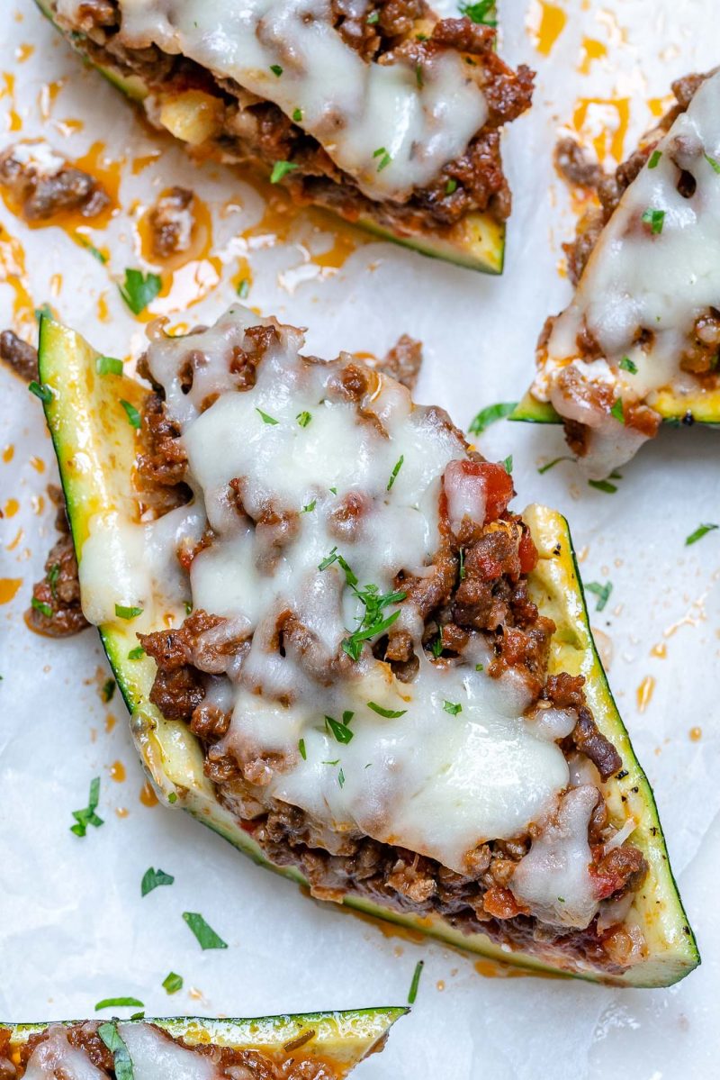 These Lasagna Stuffed Zucchini Boats are a Delicious Weight Loss Recipe