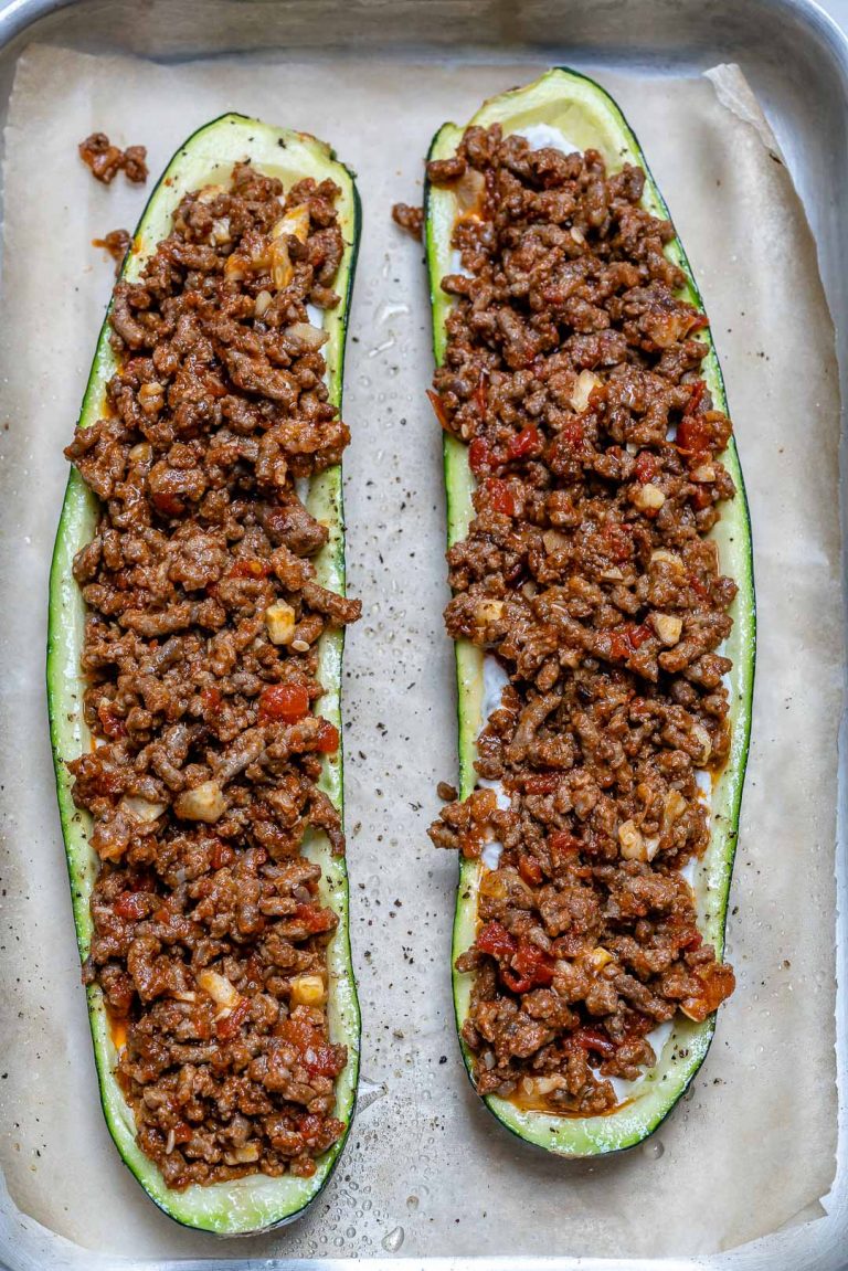 These Lasagna Stuffed Zucchini Boats are a Delicious Weight Loss Recipe
