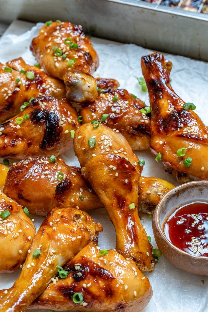 These Healthy Sticky Glazed Chicken Drumsticks are MINDBLOWING Good