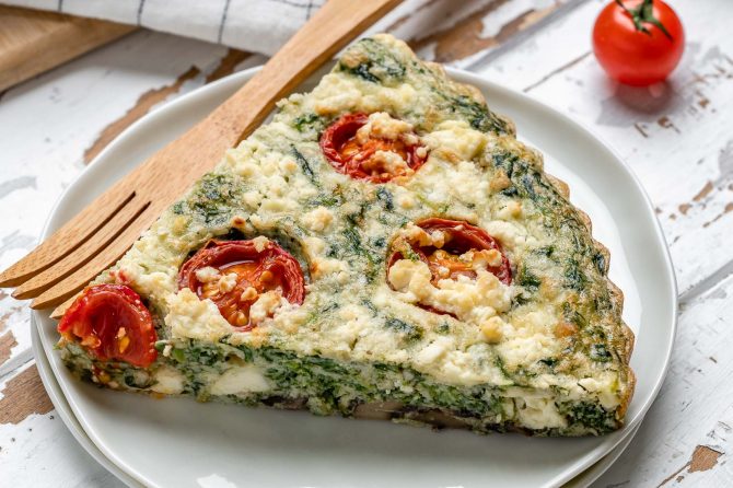 This Spinach Mushroom Crustless Quiche is Perfection! | Clean Food Crush