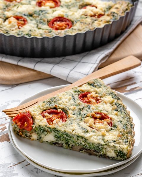 This Spinach Mushroom Crustless Quiche is Perfection! | Clean Food Crush