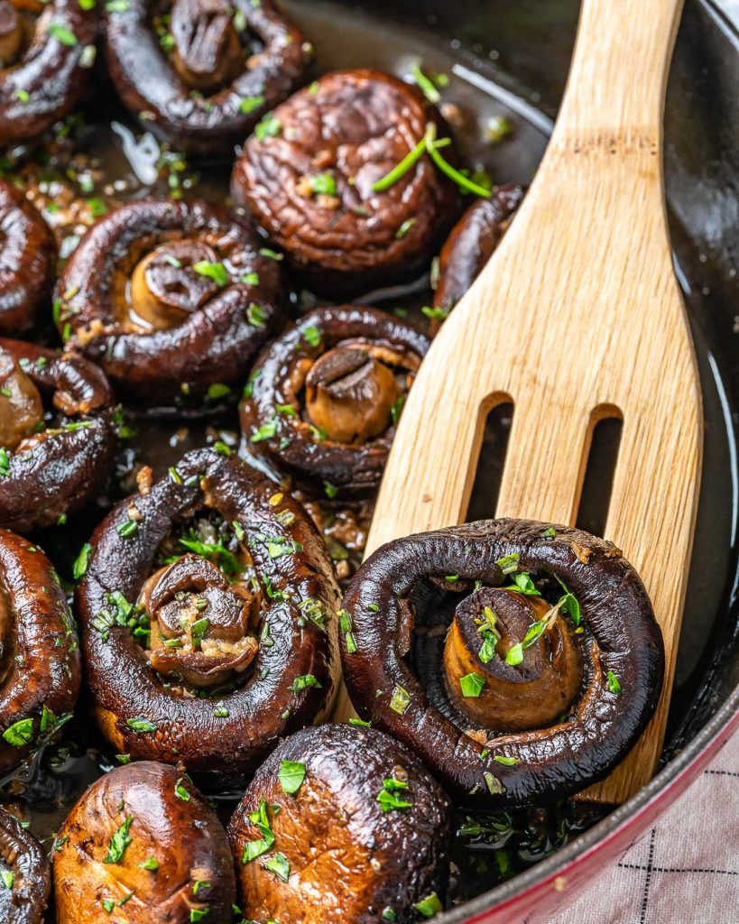 Garlic Herb Mushrooms Make a Healthy, Flavor Rich Side Dish! | Clean ...