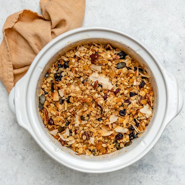 Super Easy Slow Cooker Granola for Morning Clean Eats! Clean Food Crush