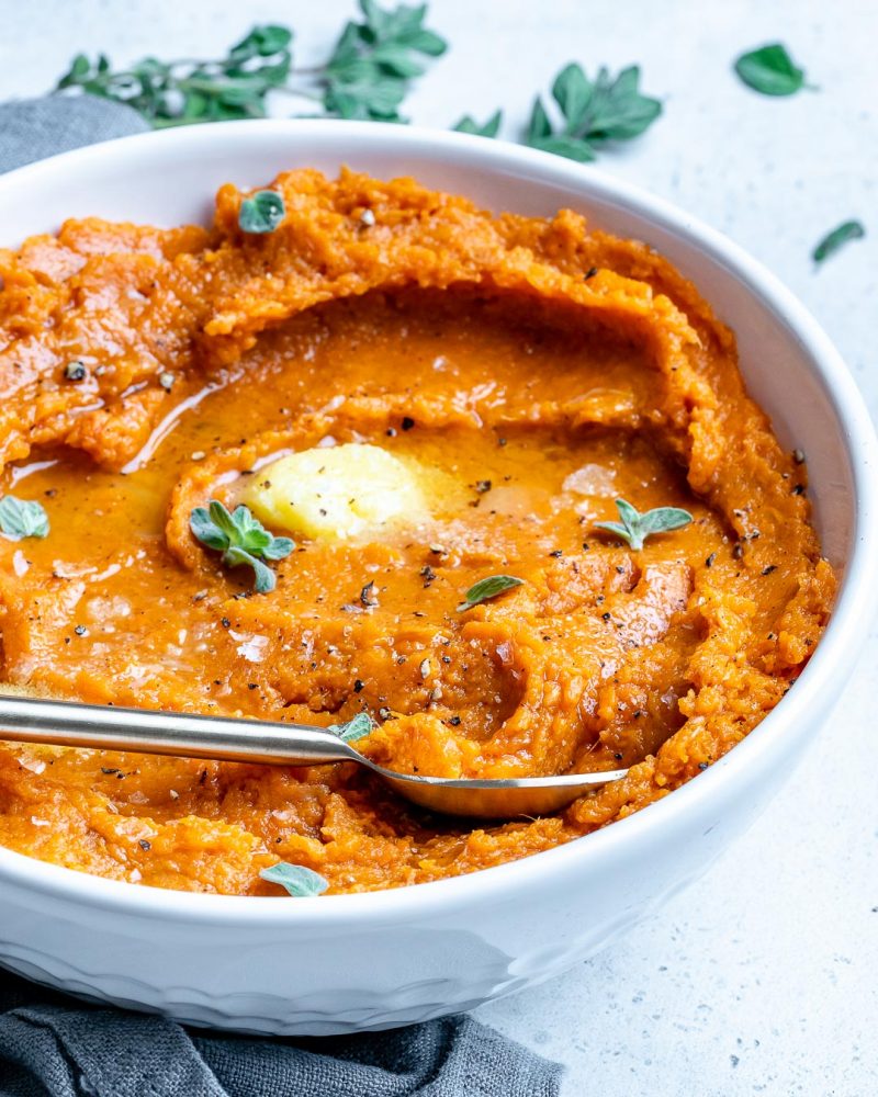 These Healthy Roasted Garlic Mashed Sweet Potatoes are Delicious