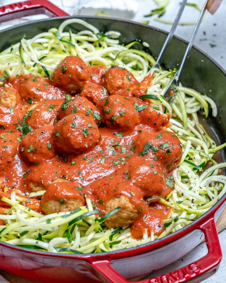 These Low Carb Chicken Meatballs with Zoodles are Super Delicious ...