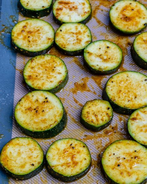 These Clean Eating Oven Curried Zucchini Rounds are DELISH! | Clean ...