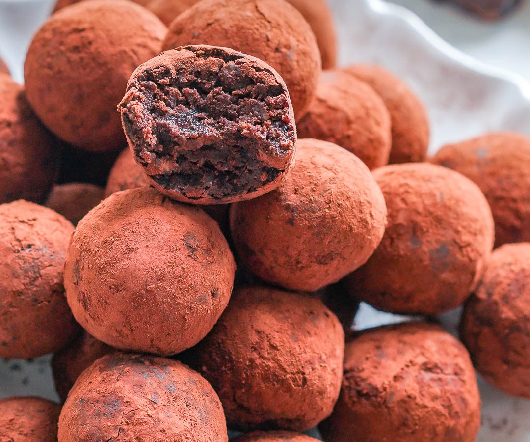 Chocolate Energy Brownie Balls