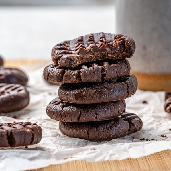 No-Bake 4 Ingredient Chocolate Cookies | Clean Food Crush