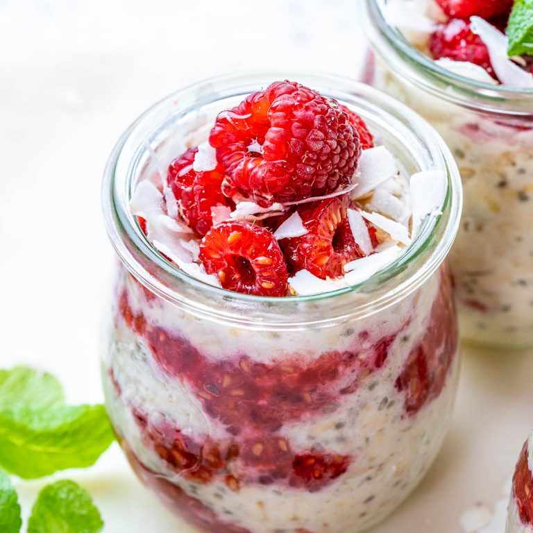 Raspberry Coconut Overnight Oats | Clean Food Crush