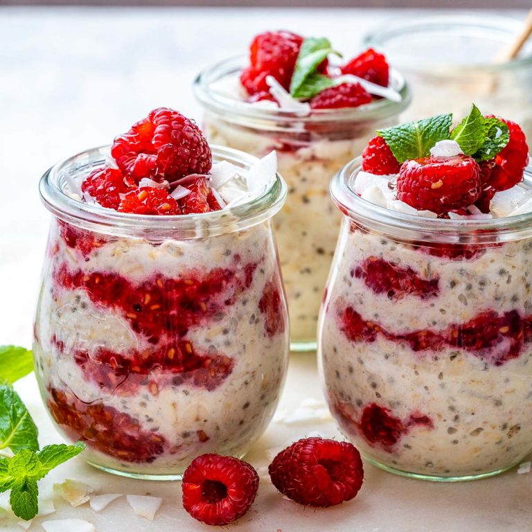 Raspberry Coconut Overnight Oats | Clean Food Crush