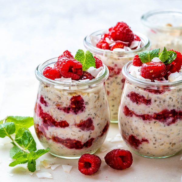 Raspberry Coconut Overnight Oats | Clean Food Crush