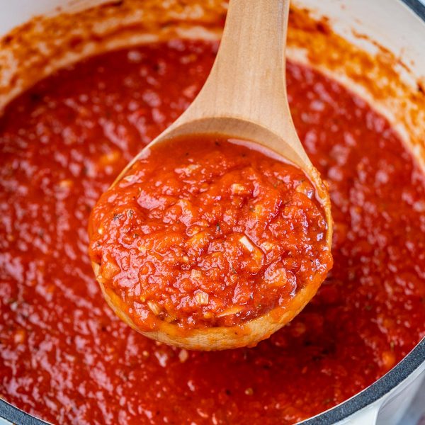 Rachel’s QUICK Homemade Marinara Sauce | Clean Food Crush